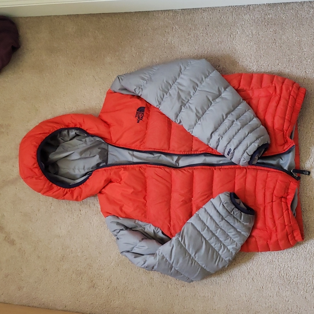 North face 550 reversible jacket. Boys medium 10/1